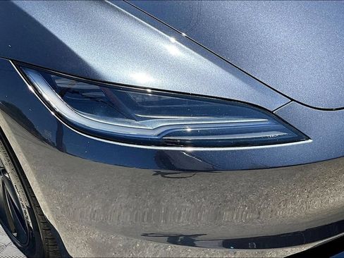 Used 2024 Tesla Model 3 RWD image 31