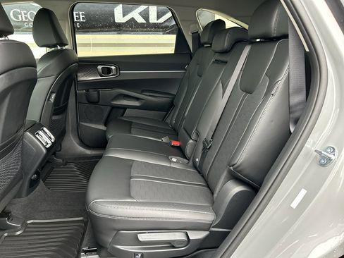 New 2026 Kia Sorento EX image 12