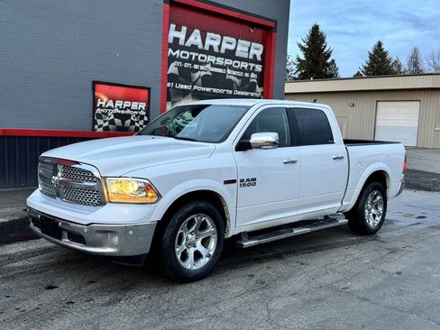 Used 2018 RAM 1500 Laramie w/ Convenience Group image 6
