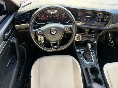 Used 2020 Volkswagen Jetta R-Line FWD image 15