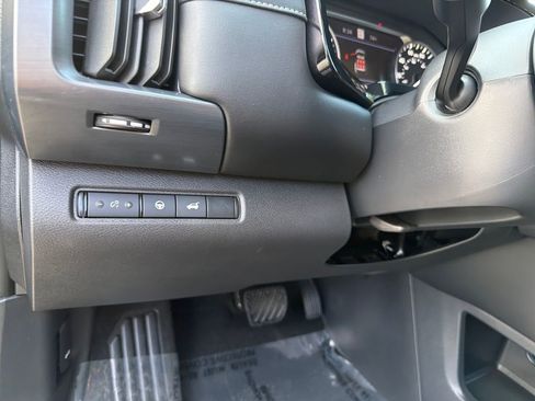 Certified 2025 Nissan Pathfinder SL AWD/4WD image 20