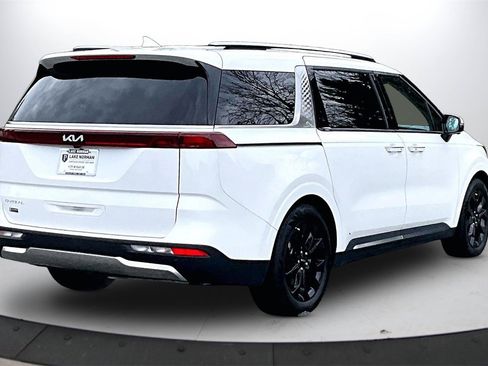 Used 2024 Kia Carnival SX image 9