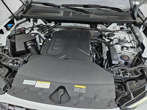Certified 2025 Audi Q5 Premium Plus w/ Premium Plus image 16