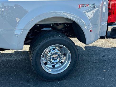 New 2026 Ford F450 XL w/ FX4 Off-Road Package image 13
