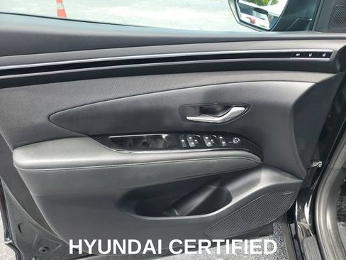 Certified 2023 Hyundai Tucson Limited AWD/4WD image 19