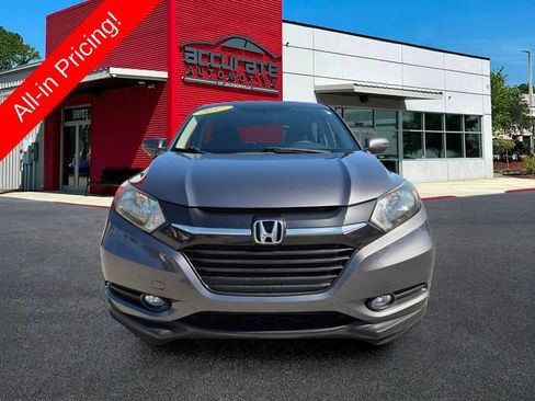 Used 2017 Honda HR-V EX image 6