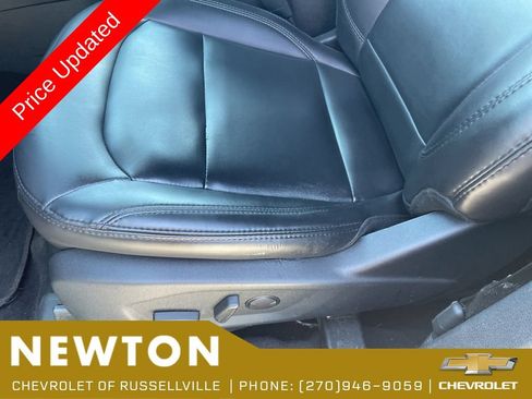 Used 2019 Ford Explorer XLT w/ Equipment Group 202A FWD image 6