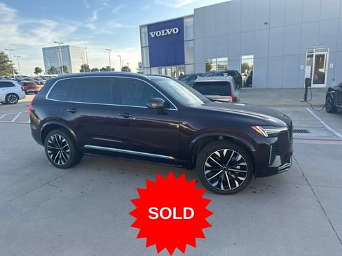 Used 2025 Volvo XC90 T8 Ultra AWD/4WD image 5