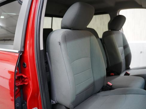 Used 2018 RAM 1500 Classic SLT image 26