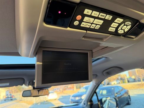 Used 2017 Honda Pilot Elite image 18