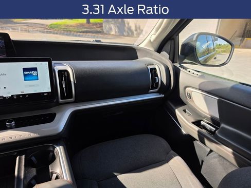 Used 2025 Ford Expedition Active image 12