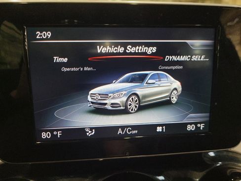 Used 2018 Mercedes-Benz C 300 4MATIC Sedan image 25