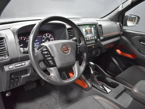 Certified 2023 Nissan Frontier PRO-4X w/ Technology Package AWD/4WD image 4
