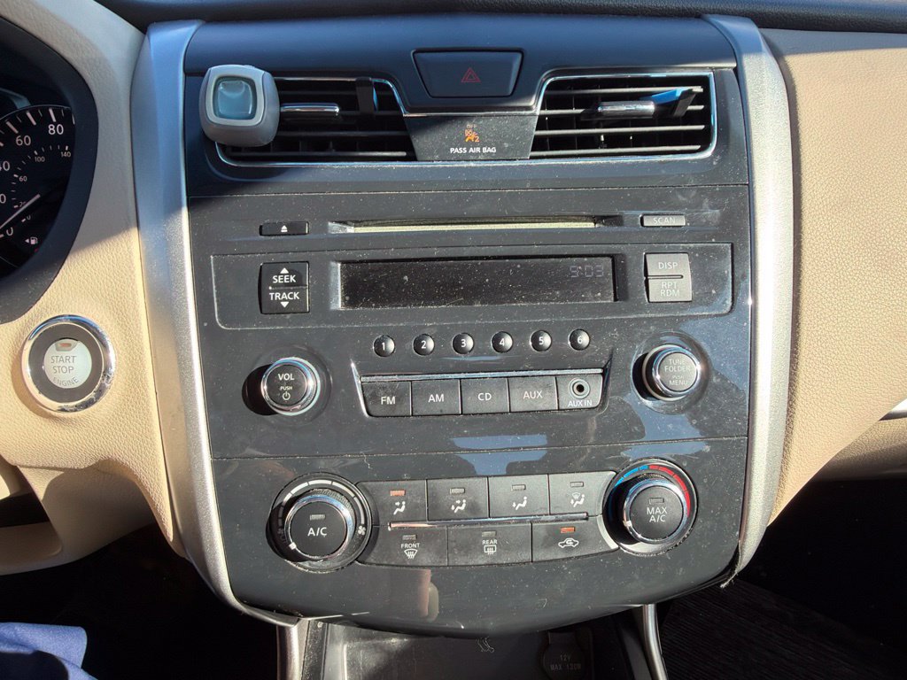 Used 2015 Nissan Altima 2.5 S w/ Sport Value Package FWD image 15