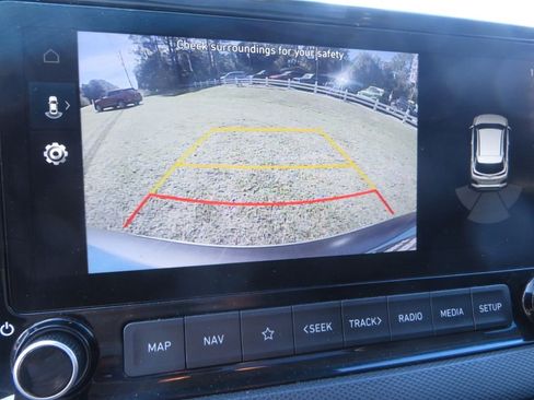 Used 2022 Hyundai Kona Limited image 21