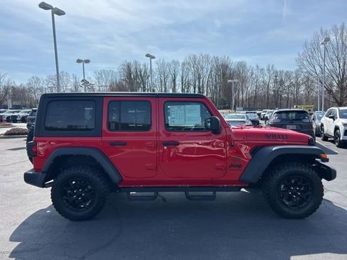 Used 2022 Jeep Wrangler Unlimited Sport image 4