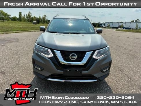 Used 2020 Nissan Rogue SL AWD/4WD image 3