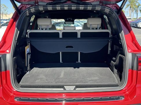 Used 2025 Mercedes-Benz GLB 250 image 14