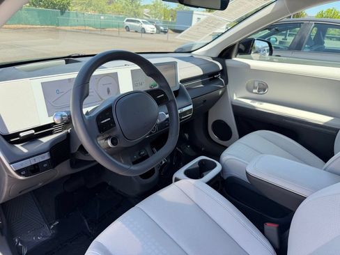 Used 2023 Hyundai Ioniq 5 Limited AWD/4WD image 16