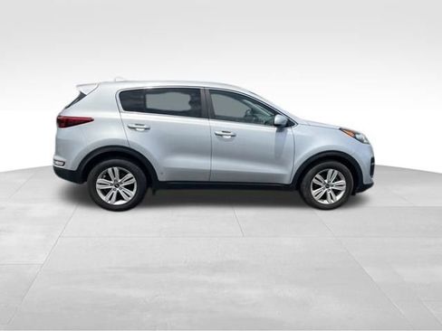 Used 2019 Kia Sportage LX FWD image 9