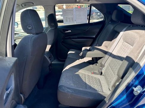 Used 2022 Chevrolet Equinox LT image 17