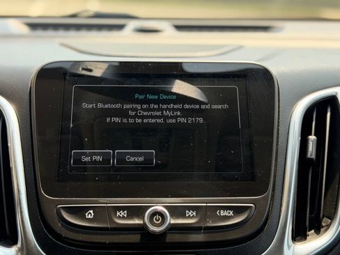 Used 2018 Chevrolet Equinox Premier AWD/4WD image 28