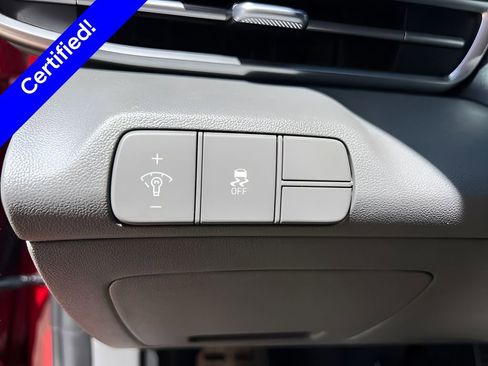 Used 2025 Hyundai Elantra Sport FWD image 15