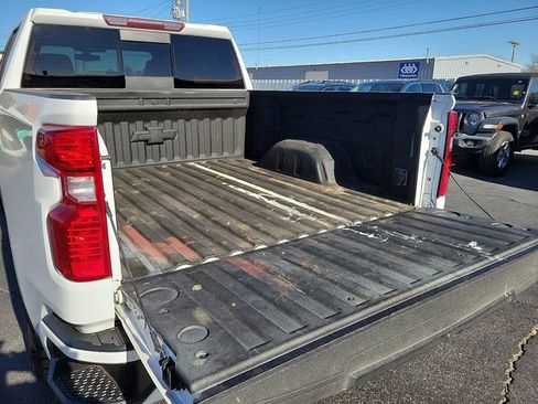 Used 2021 Chevrolet Silverado 1500 LT w/ Texas Edition Plus image 10