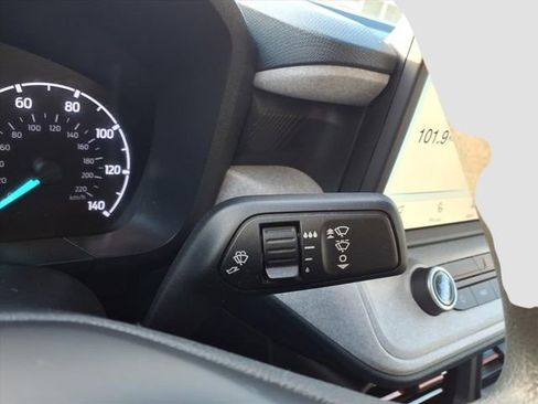 Used 2022 Ford Maverick XLT image 25