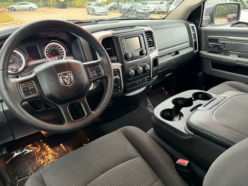 Used 2019 RAM 1500 Classic Warlock image 30