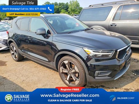 Used 2019 Volvo XC40 T5 Momentum AWD/4WD image 5