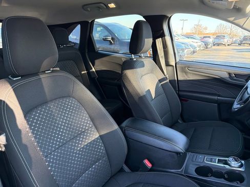 Used 2025 Ford Escape Active image 30