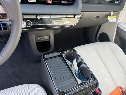 New 2026 Hyundai Ioniq 5 Limited image 21