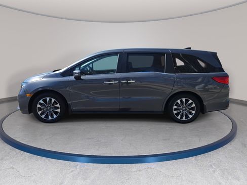 Certified 2023 Honda Odyssey EX-L image 8