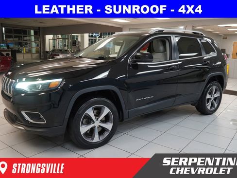 Used 2019 Jeep Cherokee Limited image 1