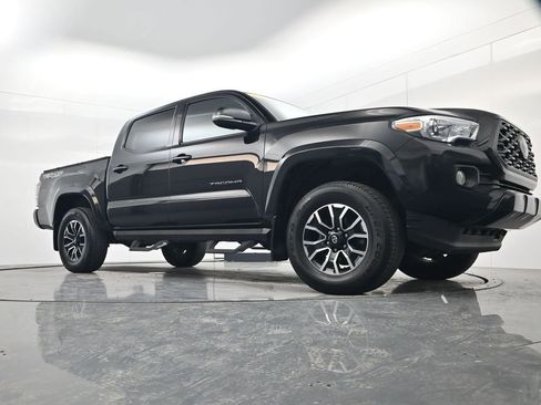 Used 2023 Toyota Tacoma TRD Sport w/ Black Out Package (TMS) image 44