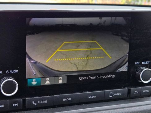 Used 2023 Honda Accord LX image 10