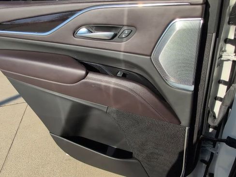 Used 2021 Cadillac Escalade Sport Platinum image 11