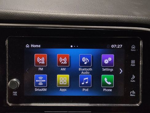 Used 2018 Mitsubishi Outlander SEL image 25