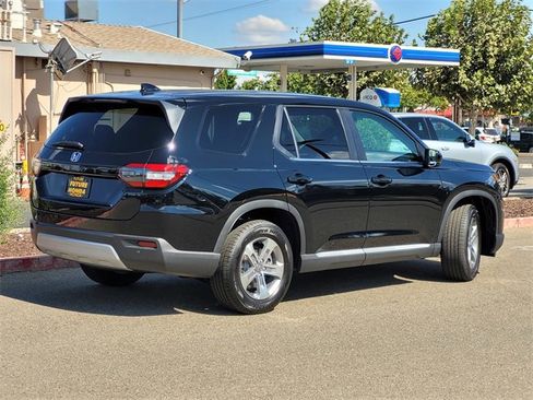 New 2025 Honda Pilot EX-L image 5