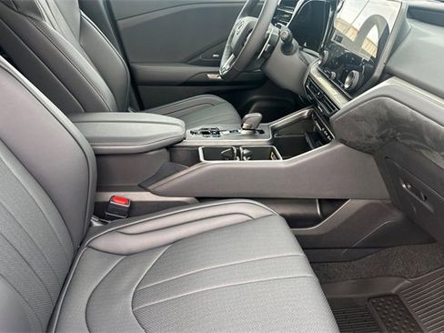 Used 2026 Lexus TX 500h AWD w/ Technology Package image 20