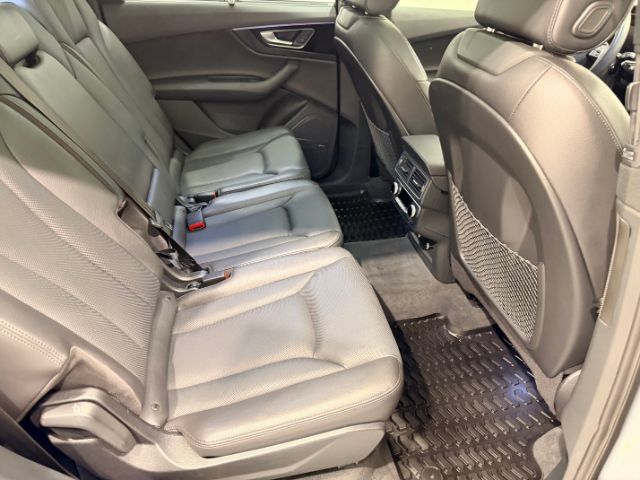Used 2019 Audi Q7 3.0T Prestige AWD/4WD image 35
