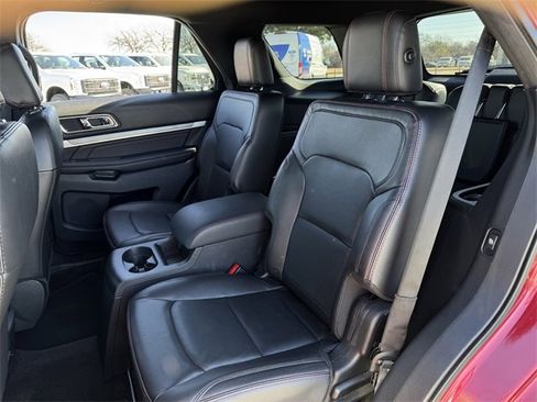 Used 2018 Ford Explorer Sport w/ Equipment Group 401A image 28