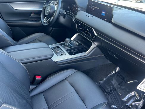 Certified 2025 MAZDA CX-70 Plug-In Hybrid w/ Premium Pkg image 14