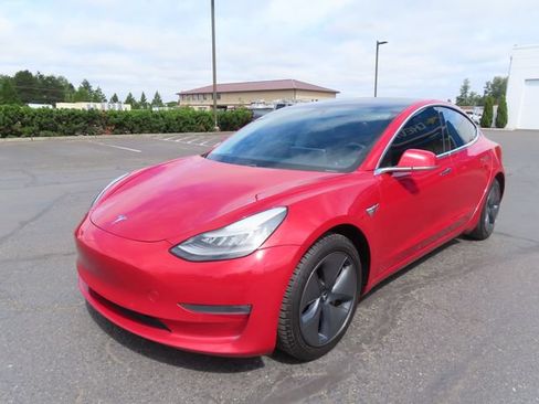 Used 2019 Tesla Model 3 Long Range RWD image 3