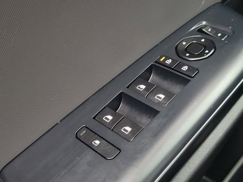 Used 2025 Kia K4 FWD image 27