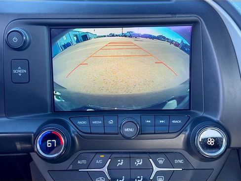 Used 2016 Chevrolet Corvette Stingray Convertible RWD image 16