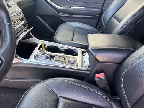 Used 2020 Ford Explorer XLT w/ Equipment Group 202A image 22