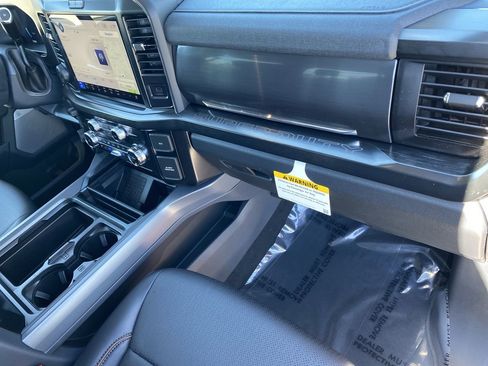 New 2026 Ford F250 Lariat w/ Black Appearance Package AWD/4WD image 12