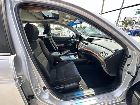 Used 2012 Honda Accord EX image 18